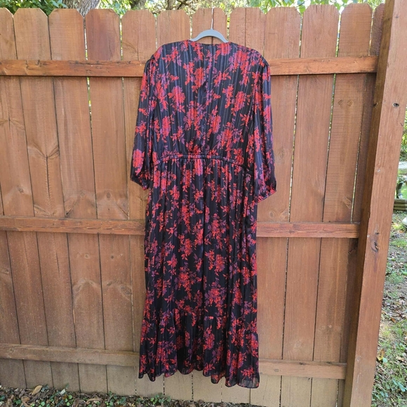 Lane Bryant Romantic Red Floral Maxi Dress, Size 24 - Picture 12 of 15